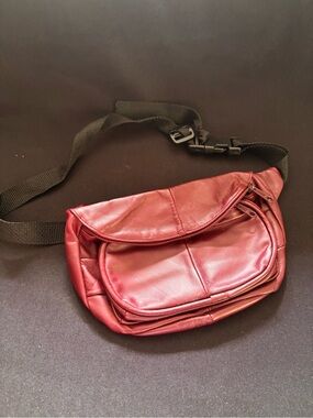 Vintage Burgundy Faux Leather Belt Bag